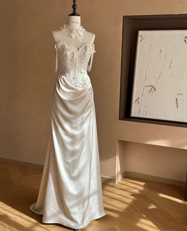 Sparkly Beading Off-Shoulder Satin Wedding Dress With Necklace Mermaid Appliques Sequins Bridal Dress AP6940