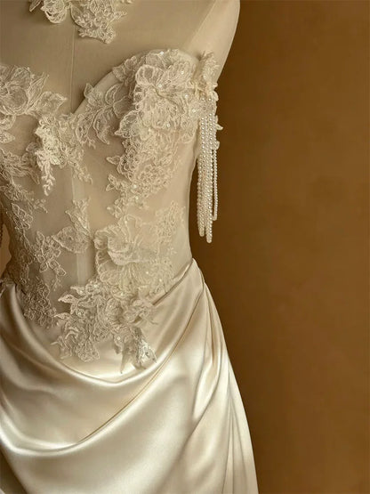 Sparkly Beading Off-Shoulder Satin Wedding Dress With Necklace Mermaid Appliques Sequins Bridal Dress AP6940