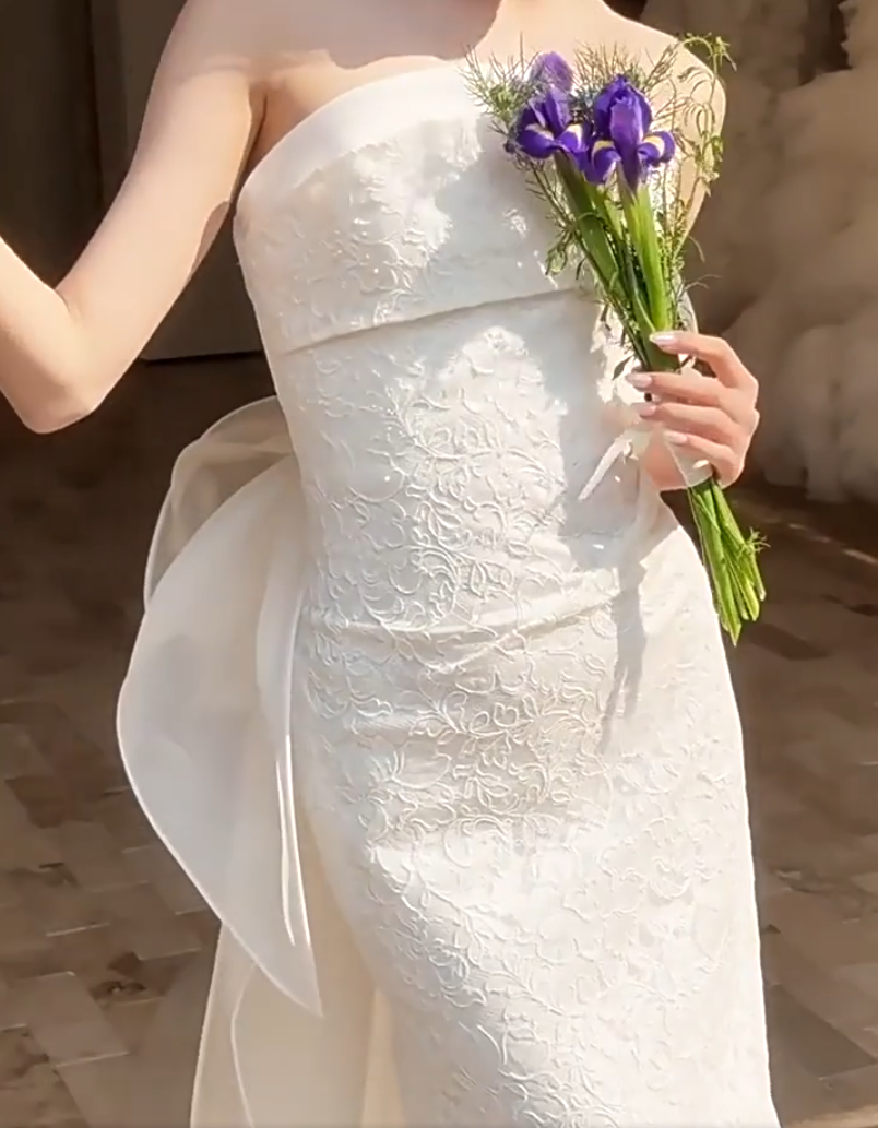 Adorable Strapless Textured Wedding Dress With Bow Train Mermaid Bridal Dress AP6942