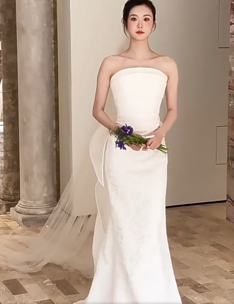 Adorable Strapless Textured Wedding Dress With Bow Train Mermaid Bridal Dress AP6942