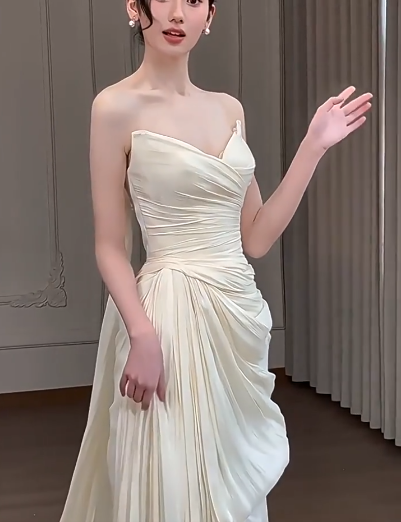 Flattering Strapless Wedding Dress Ruched Sheath Slit Bridal Dress AP6944