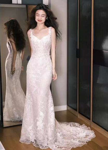 Trendy Spaghetti Straps Mermaid Wedding Dress Lace Sequins Bridal Dress AP6945