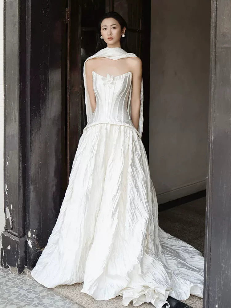 Glittering Strapless Satin Wedding Dress A-Line 3D Applique Bridal Dress AP6949