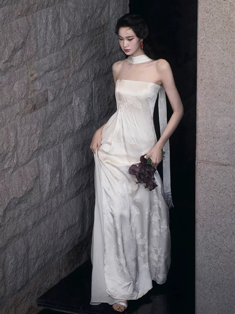 Modern Strapless Appliques Wedding Dress With Scarf Jacquard Sheath Bridal Dress AP6950