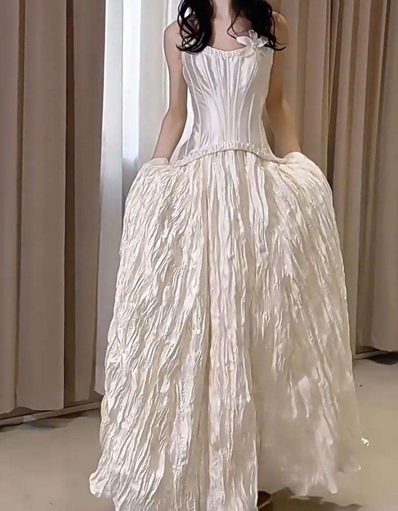 Glittering Strapless Satin Wedding Dress A-Line 3D Applique Bridal Dress AP6949