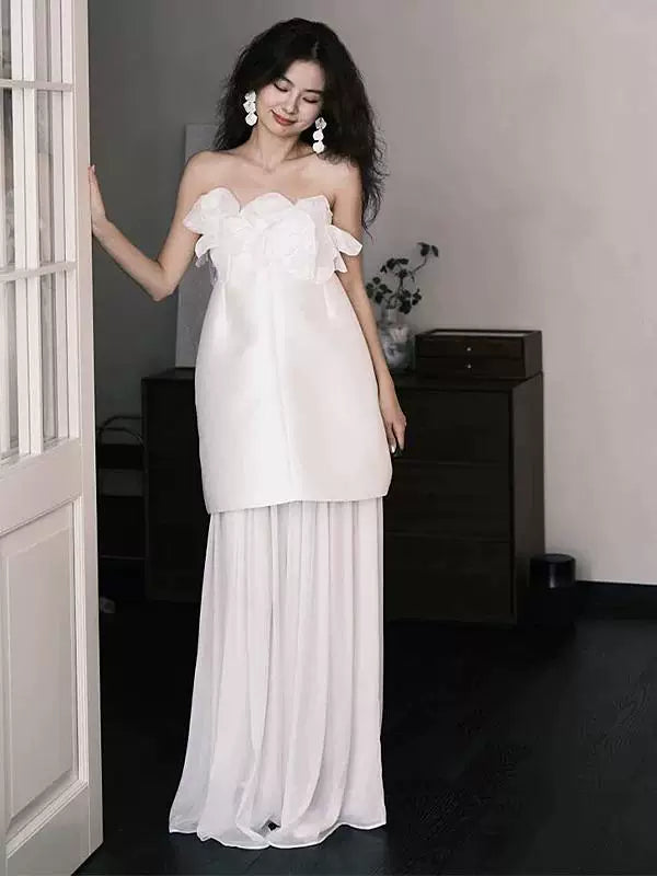 Gen Z Style Strapless Appliques Wedding Dress Flowy Tulle Sheath Bridal Dress AP6956