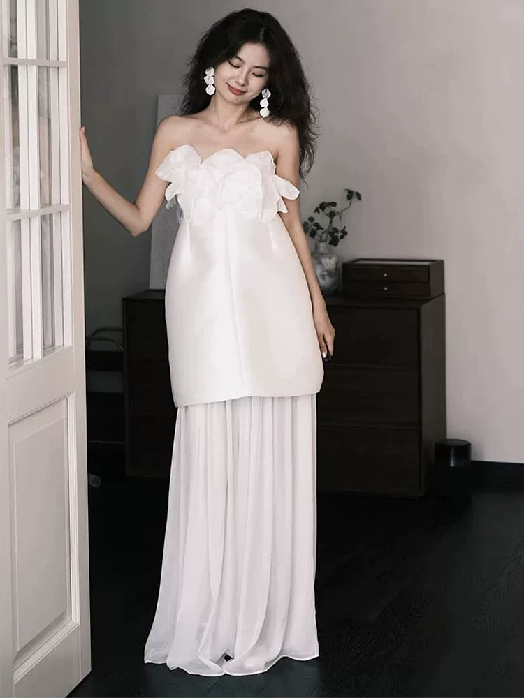 Gen Z Style Strapless Appliques Wedding Dress Flowy Tulle Sheath Bridal Dress AP6956