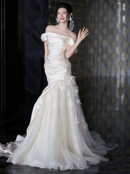 Retro Appliques Tulle Mermaid Wedding Dress Off-Shoulder Satin Bodice Bridal Dress AP6958