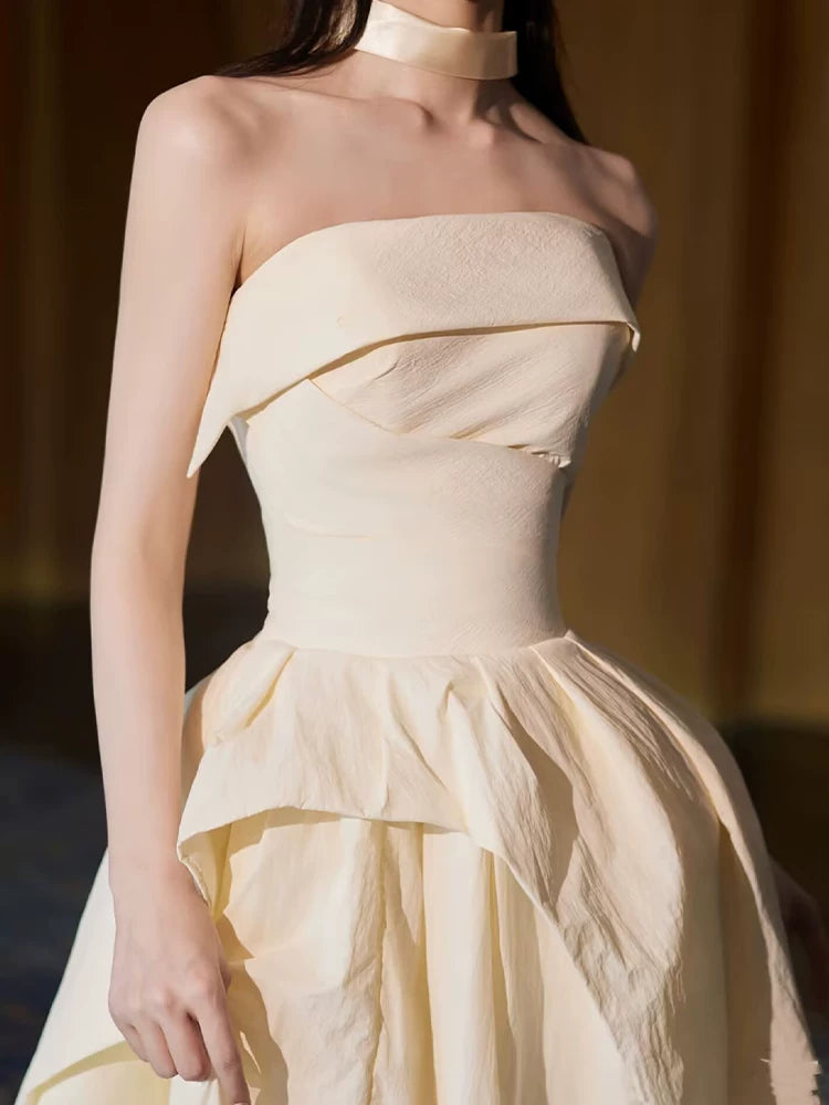 Y2K Style Strapless A-Line Ivory Wedding Dress Simple Slit Bridal Dress AP6959