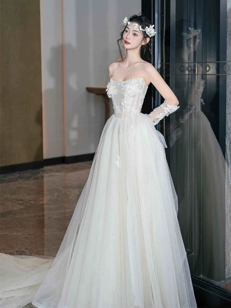 Lovely Strapless A-Line Wedding Dress With Sleeves Appliques Tulle Bridal Gowns AP6963