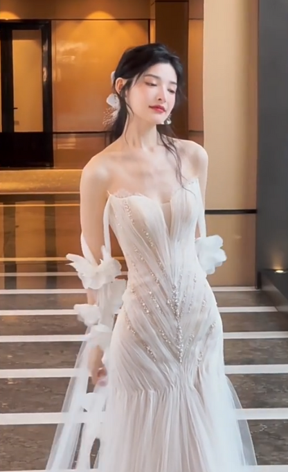 Appealing Appliques Off-Shoulder Tulle Wedding Dress  Beads Sequins Mermaid Bridal Dress AP6970