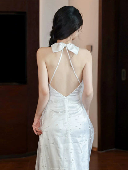 Enticing Halter Neck Bow Wedding Dress Beads A-Line Bridal Dress AP6973