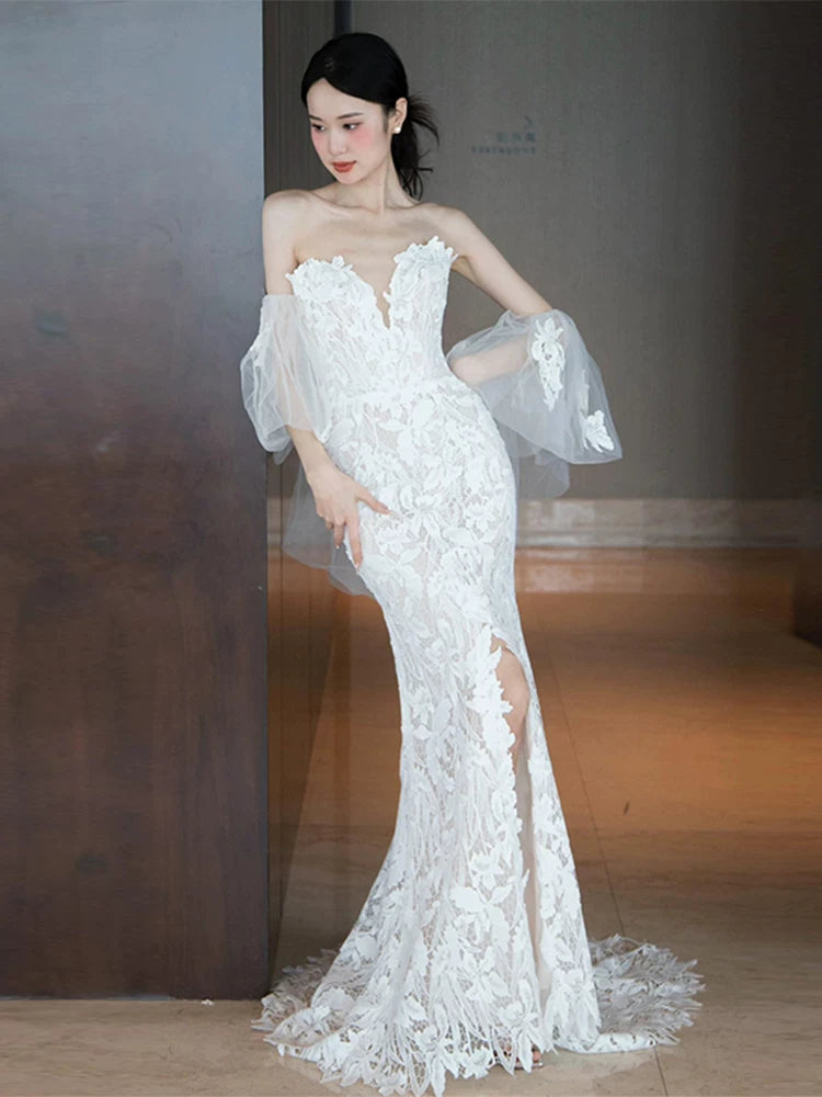 Avant-Garde Strapless Mermaid Wedding Dress With Shawl Lace Bridal Dress AP6975