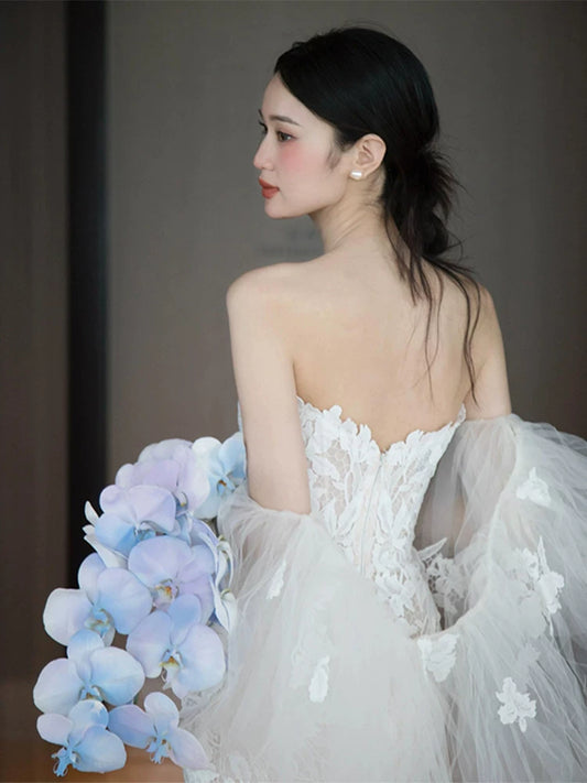 Avant-Garde Strapless Mermaid Wedding Dress With Shawl Lace Bridal Dress AP6975