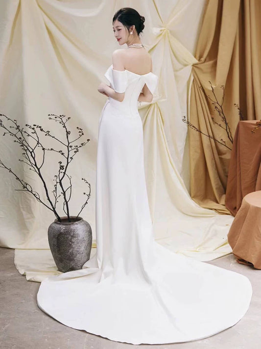Eye-Catching Mermaid Wedding Dress Off-Shoulder Slit Satin Bridal Dress AP6976