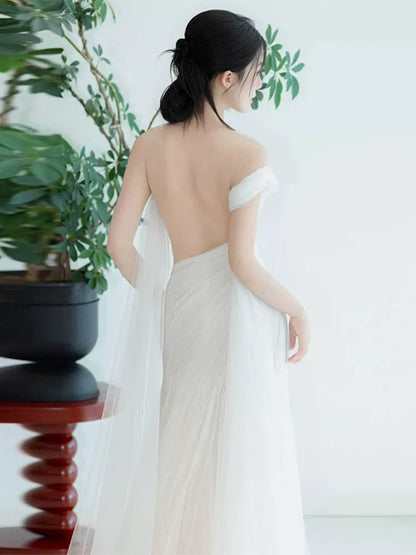 Fresh Cutout Mermaid Wedding Dress One Shoulder Backless Tulle Bridal Dress AP6977