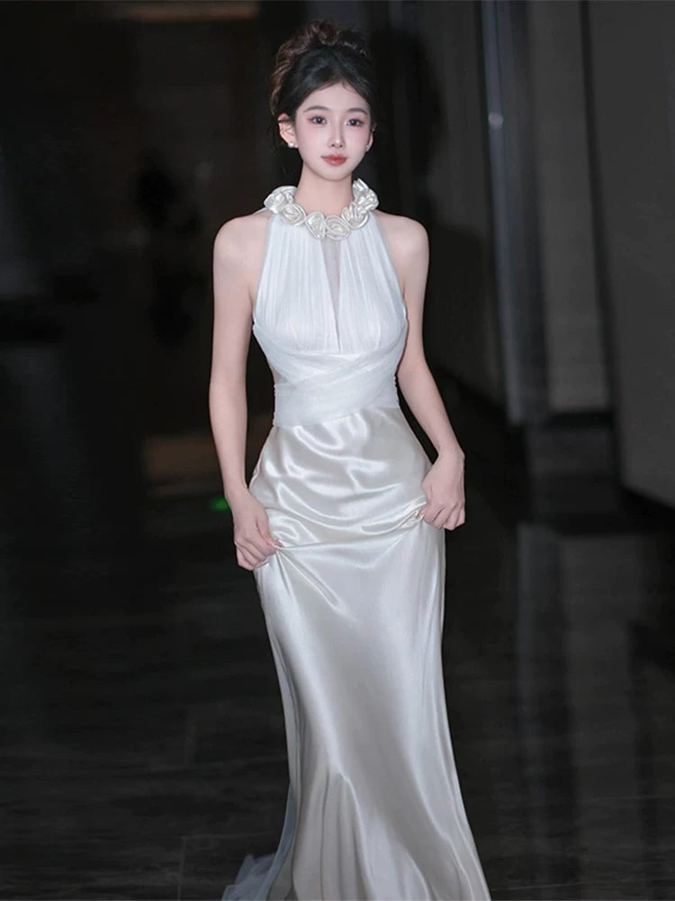 Lustrous Halter Neck Wedding Dress Appliques Tulle Bodice Satin Mermaid Bridal Dresses AP6982