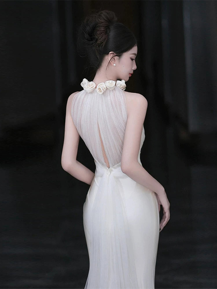 Lustrous Halter Neck Wedding Dress Appliques Tulle Bodice Satin Mermaid Bridal Dresses AP6982