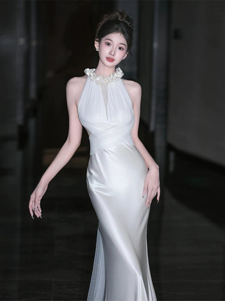 Lustrous Halter Neck Wedding Dress Appliques Tulle Bodice Satin Mermaid Bridal Dresses AP6982