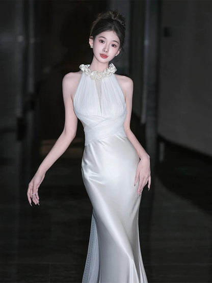 Lustrous Halter Neck Wedding Dress Appliques Tulle Bodice Satin Mermaid Bridal Dresses AP6982