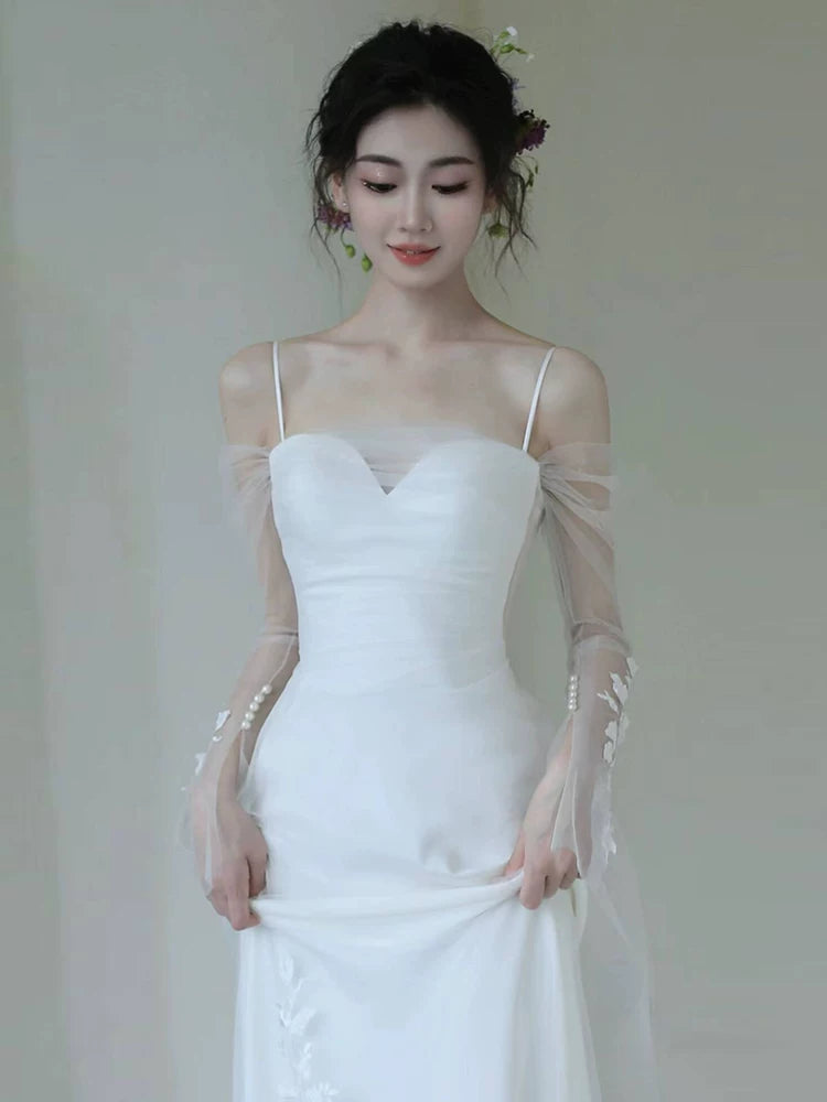 Showstopping Spaghetti Strap A-Line Wedding Dresses With Sleeve Beads Appliques Tulle Bridal Dress AP6985