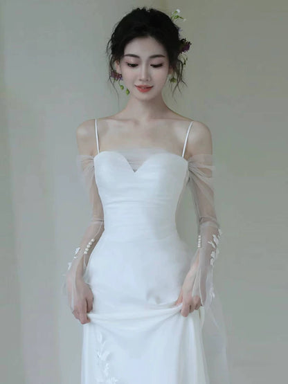 Showstopping Spaghetti Strap A-Line Wedding Dresses With Sleeve Beads Appliques Tulle Bridal Dress AP6985