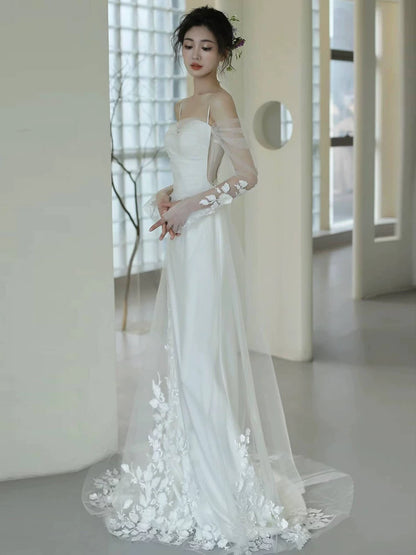 Showstopping Spaghetti Strap A-Line Wedding Dresses With Sleeve Beads Appliques Tulle Bridal Dress AP6985