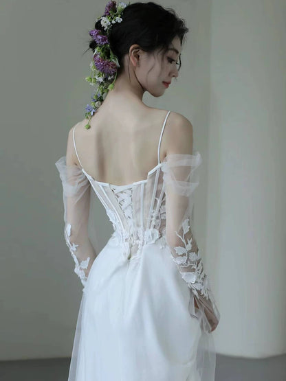 Showstopping Spaghetti Strap A-Line Wedding Dresses With Sleeve Beads Appliques Tulle Bridal Dress AP6985