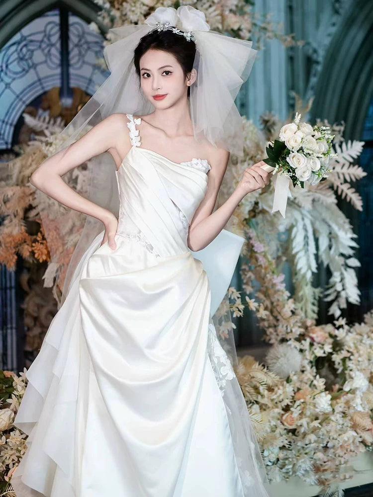 Ornate One Shoulder Sheath Satin Wedding Dress With Bow Train Appliques Tulle Bridal Dress AP6990