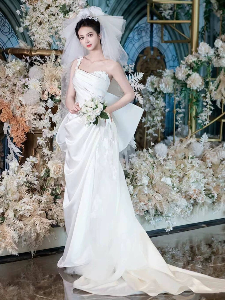 Ornate One Shoulder Sheath Satin Wedding Dress With Bow Train Appliques Tulle Bridal Dress AP6990
