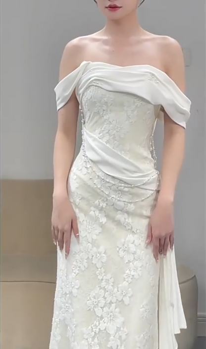 Luxurious Mermaid Off-Shoulder Wedding Dress Appliques Beading Bridal Dress AP6993