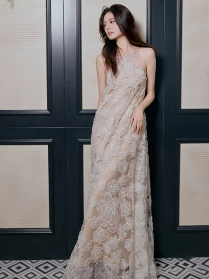 Luxury Halter Neck Backless Wedding Dress Appliques A-Line Bridal Dress AP6994
