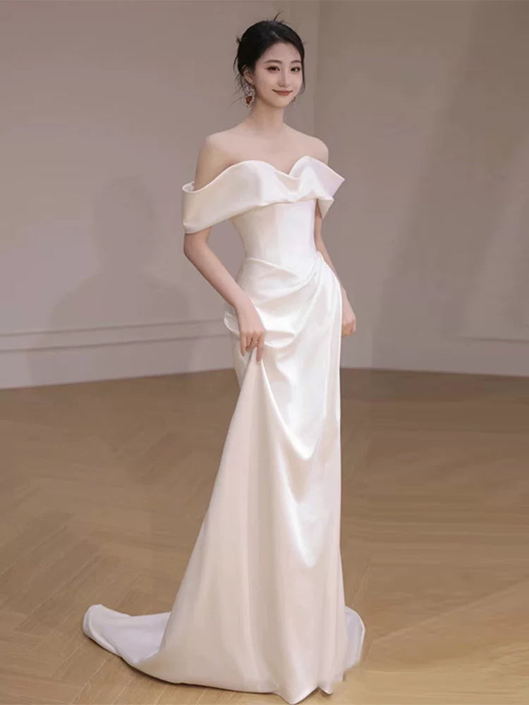 Vintage Mermaid White Wedding Dress Off-Shoulder Satin Bridal Outfit AP7000