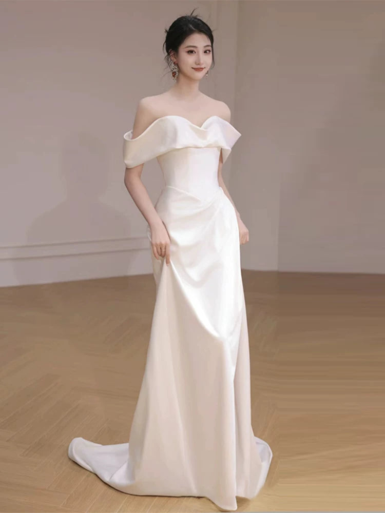 Vintage Mermaid White Wedding Dress Off-Shoulder Satin Bridal Outfit AP7000