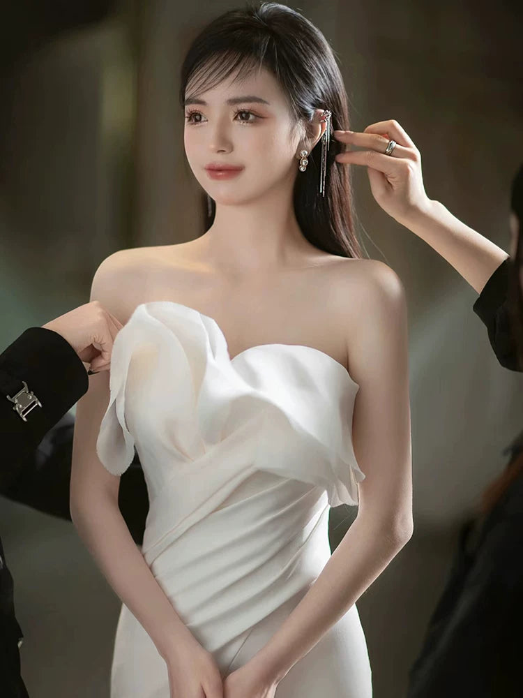 Alluring Strapless Mermaid Wedding Dress Ruffles Satin Slit Bridal Outfit AP7005