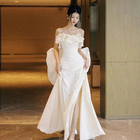 Fashionable Strapless Mermaid Wedding Dress Ruffles Slit Bridal Outfit AP7011