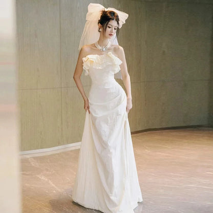 Fashionable Strapless Mermaid Wedding Dress Ruffles Slit Bridal Outfit AP7011
