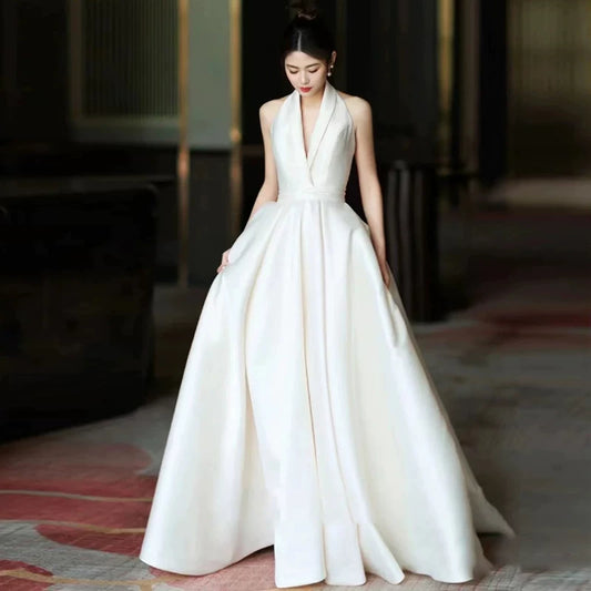 Simple Halter Neck A-Line Wedding Dress Backless Satin Bridal Dress AP7014
