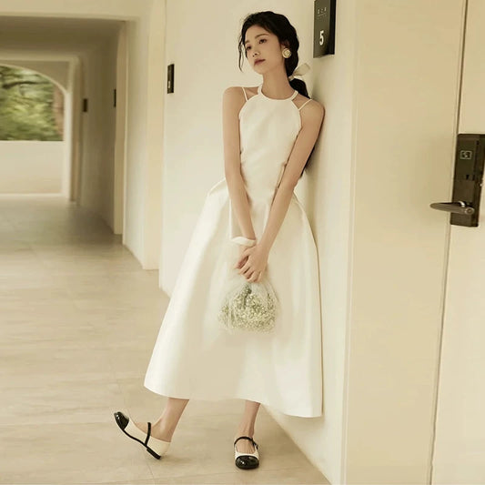 Flowy Halter Neck White Wedding Dress Bows A-Line Bridal Dress AP7016