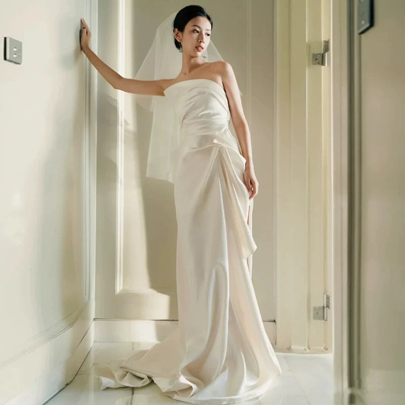 Stylish Strapless Sheath Wedding Dress With Slit Pleated Satin Bridal Dress AP7018