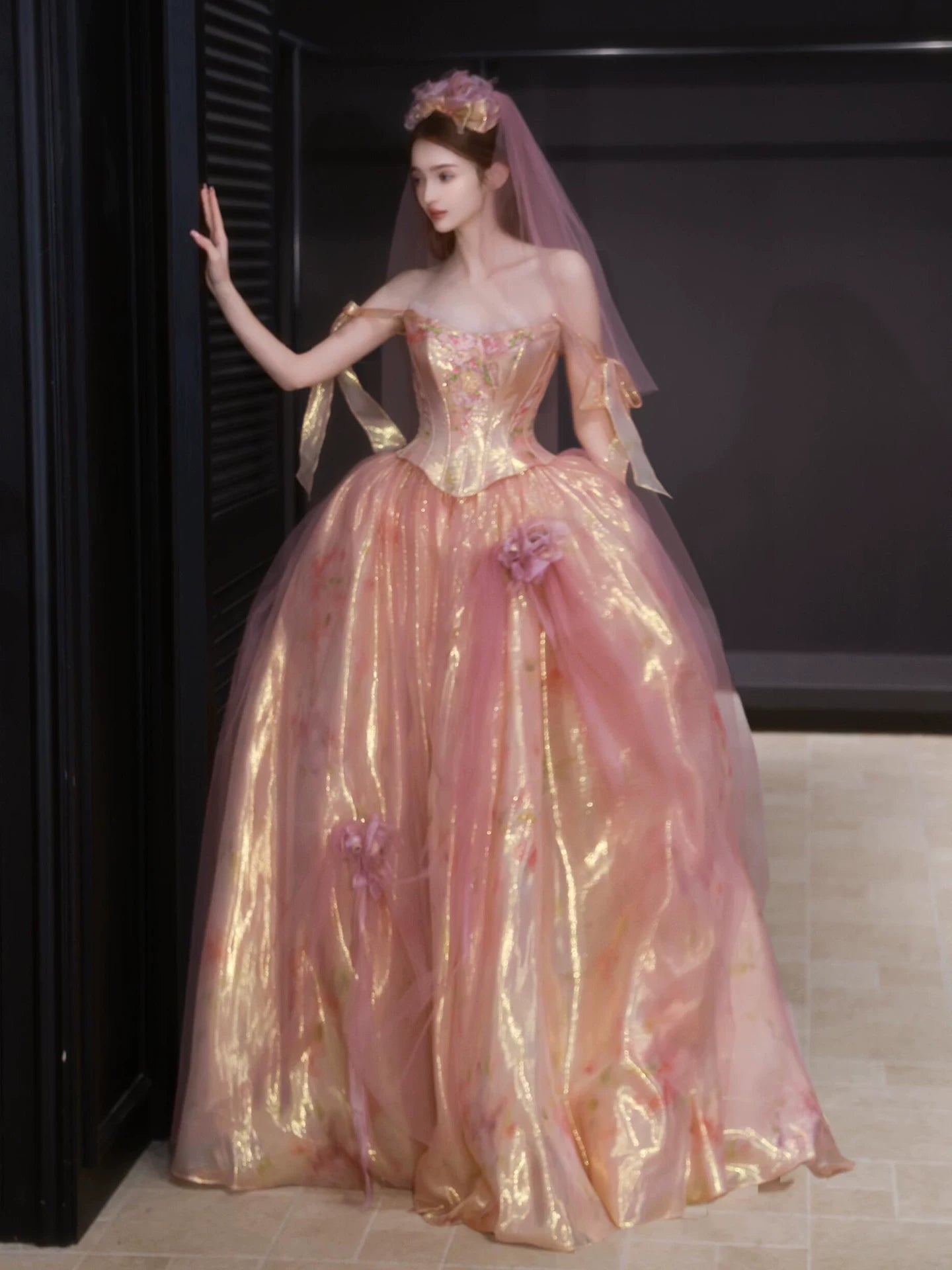 Maximalism Off-Shoulder A-Line Prom Dresses Embroidered Bodice Appliques Tulle Evening Gowns AP7032