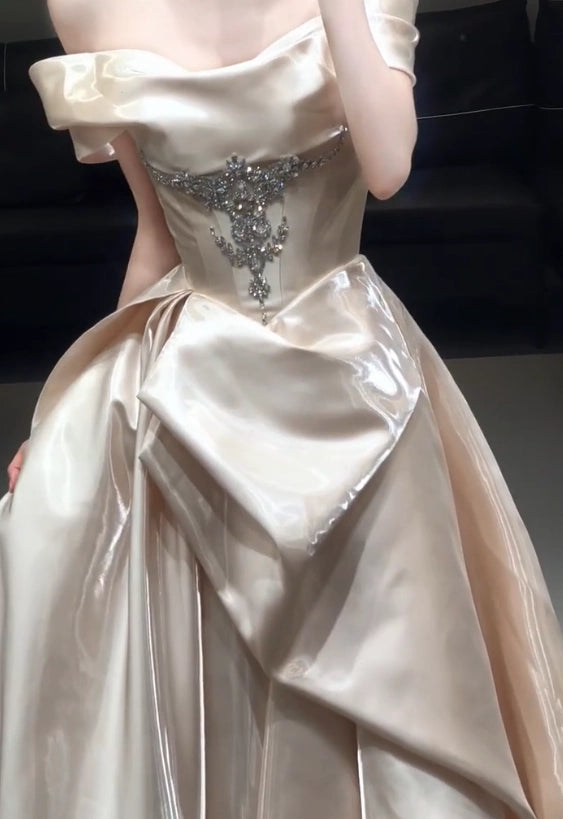 New Tendency Off-Shoulder A-Line Prom Dress Ideas Beaded Satin Formal Dress AP7039