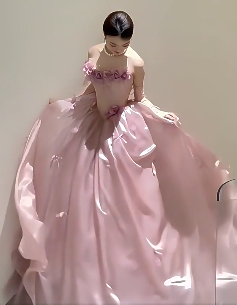 Exquisite Strapless Lace Bodice Pink Prom Dress With Sleeves Appliques Bows A-Line Formal Gowns AP7042