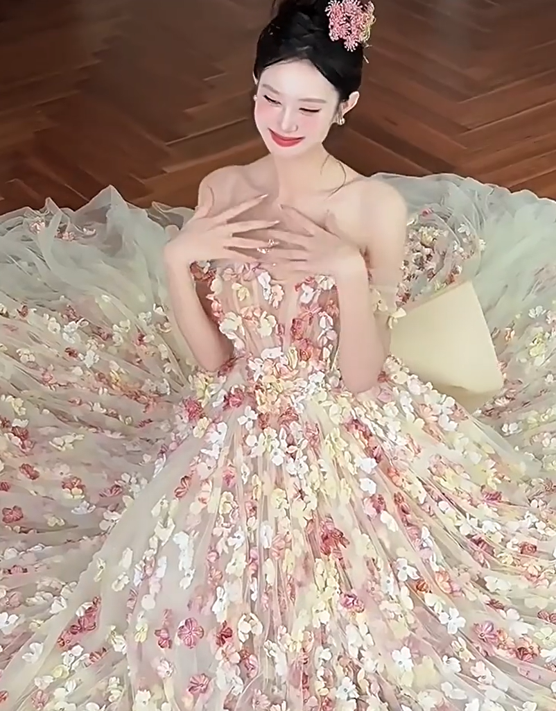 Lovely Spaghetti Strap Appliques Prom Dress Beads Bow A-Line Evening Dress AP7044