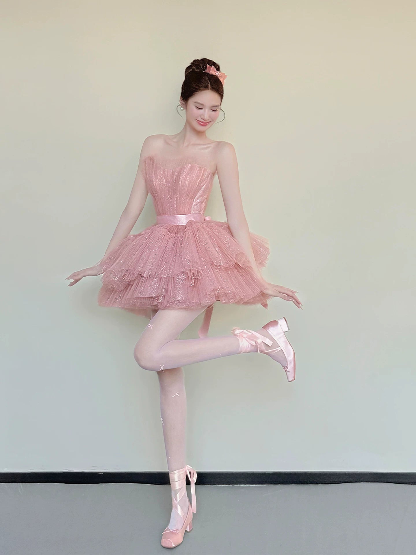 Appealing Strapless Homecoming Dress Tiered Pink Hoco Outfit Sequins Tulle A-Line Birthday Gown AP7051