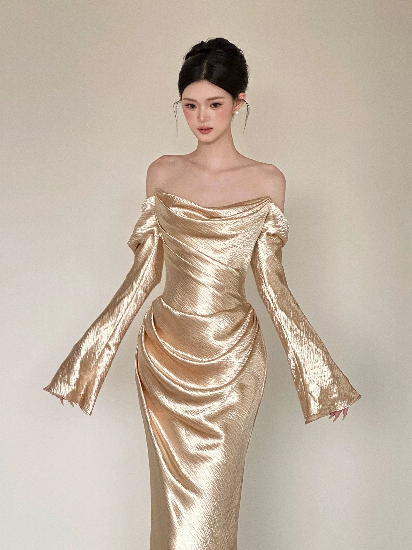 Ornate Off-Shoulder Gold Prom Dress Long Sleeve Satin Mermaid Formal Dress AP7073