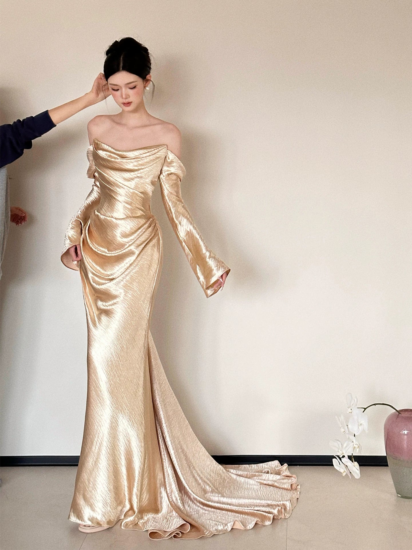 Ornate Off-Shoulder Gold Prom Dress Long Sleeve Satin Mermaid Formal Dress AP7073