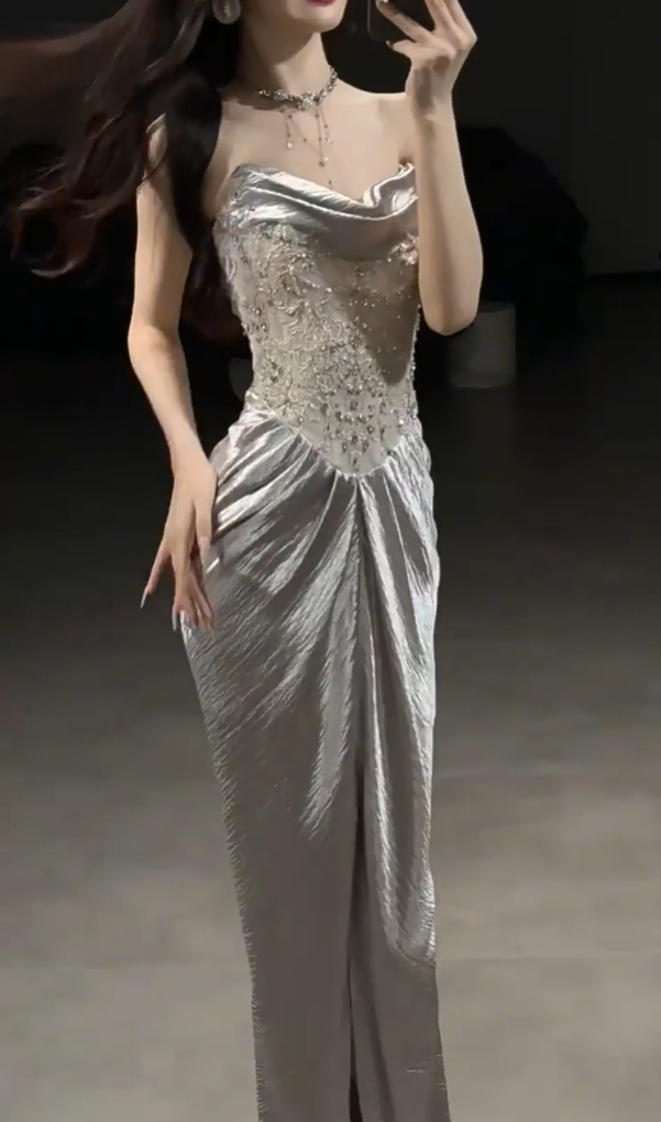 Luxury Strapless Silver Prom Dress Sequins Sheath Slit Evening Dress AP7077