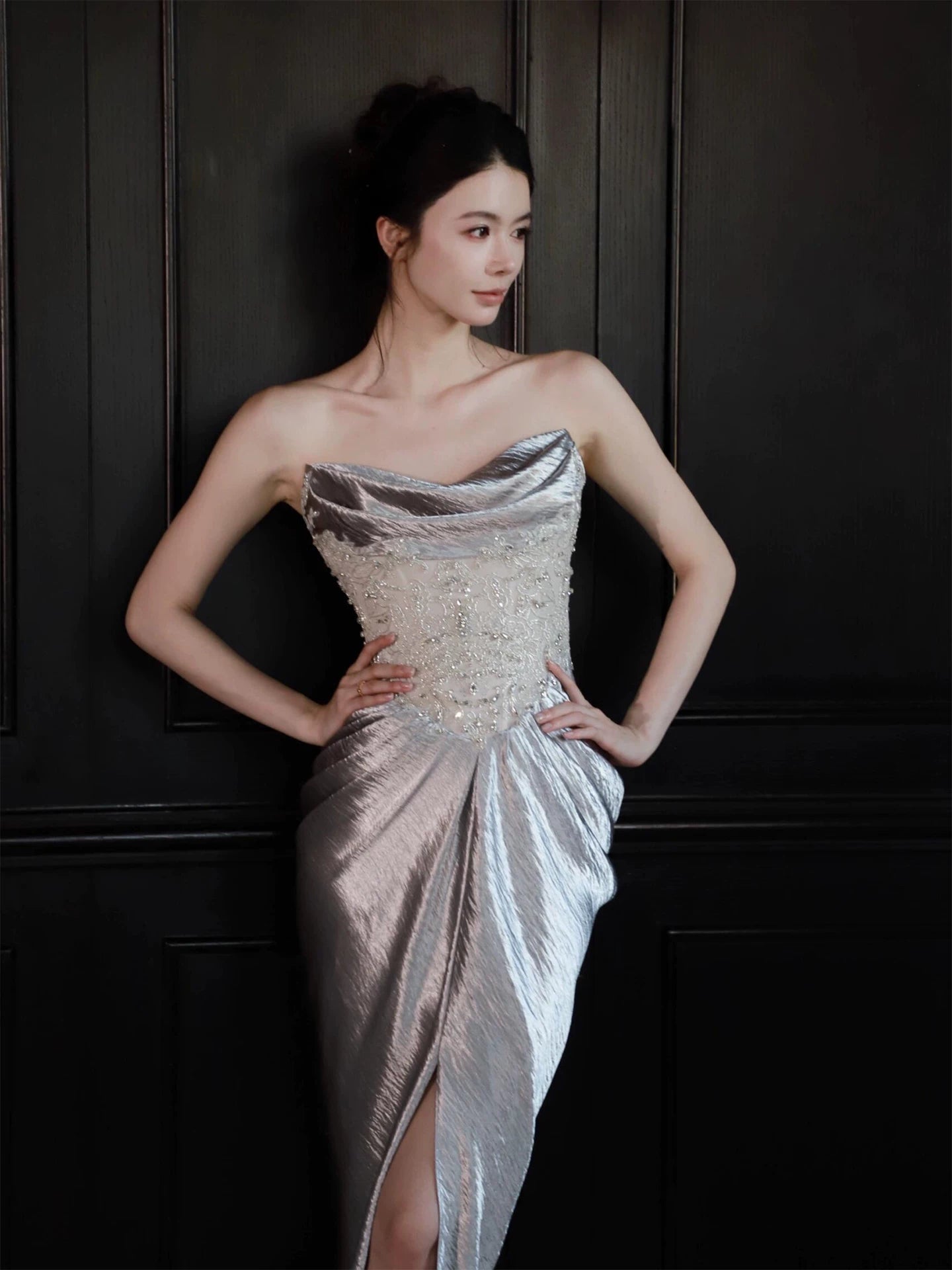 Luxury Strapless Silver Prom Dress Sequins Sheath Slit Evening Dress AP7077