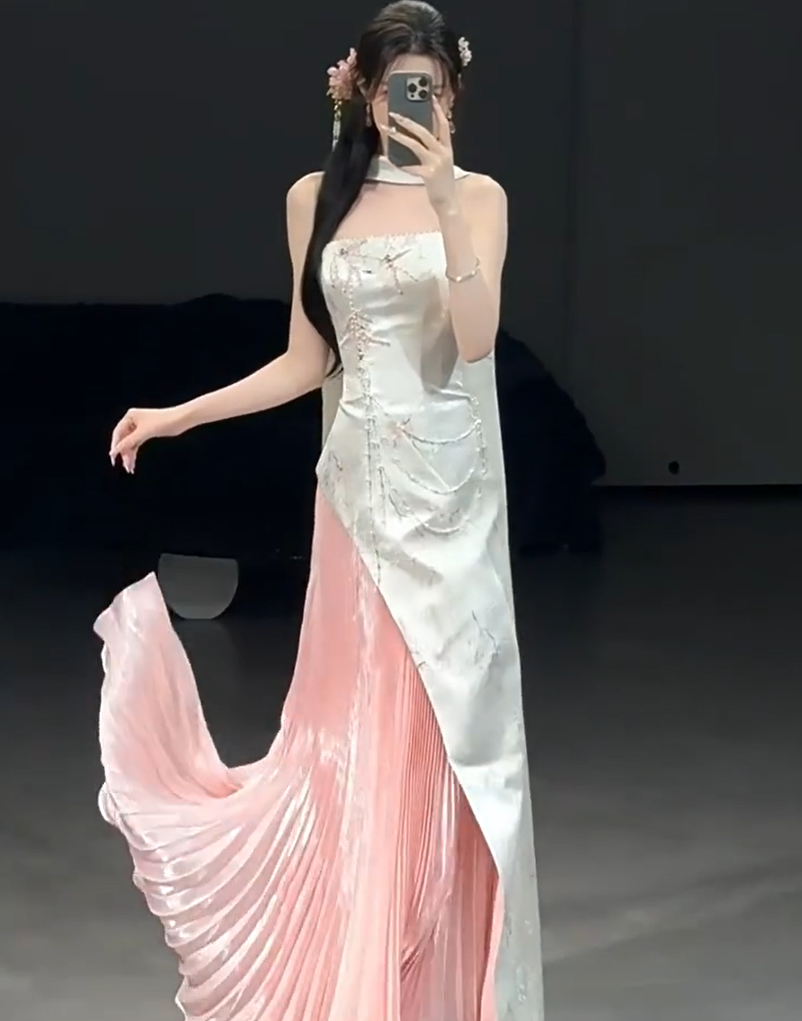 Graceful Strapless Pleated Pink Prom Dress Jacquard Beading Sequins A-Line Evening Dress AP7078